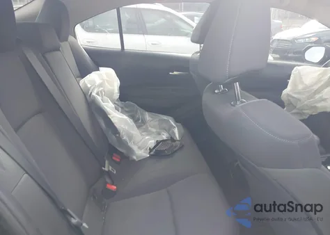 2021 Toyota Corolla Le z USA, uszkodzony, nr VIN JTDEPMAEXMJ178890